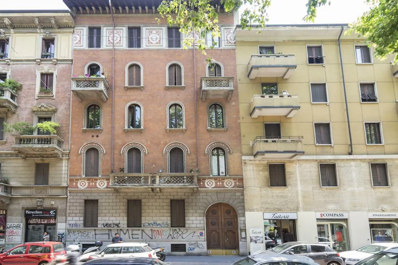Primopiano - Monte Nero Apartment Milan 0*,